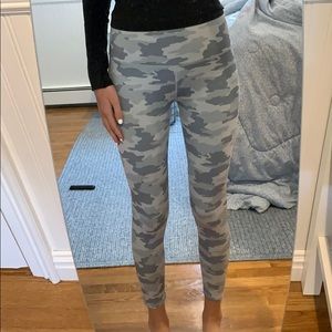 Gray camo leggings